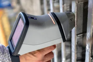 Jak zbadać skład chemiczny metalu?