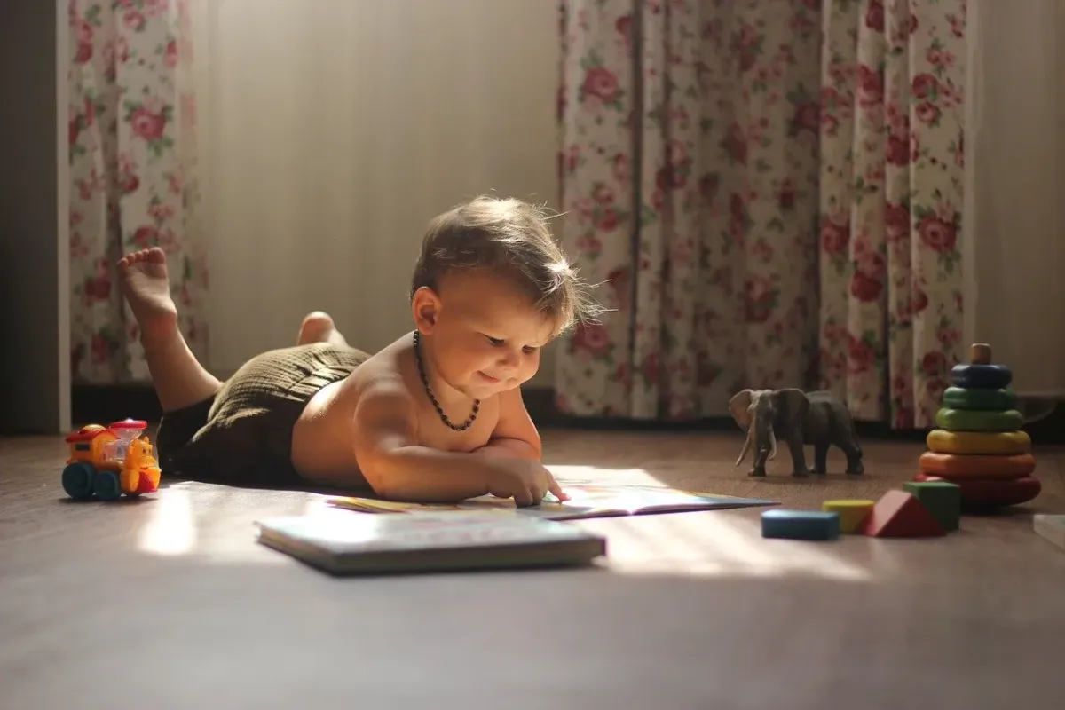 Jaka powinna być dedykacja do książki dla dziecka?